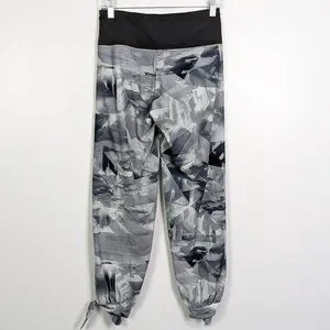 Lucy Pants Jumpsuits Lucy Scattered Cloud Jogger Pants Size